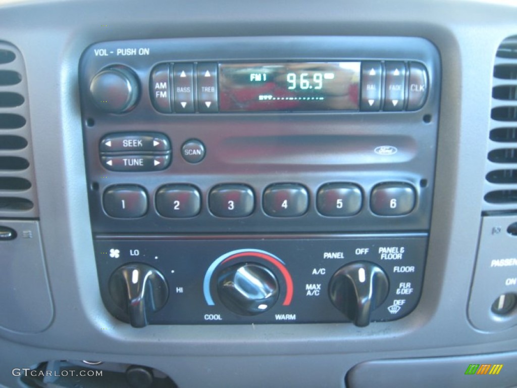 1997 Ford F150 XL Regular Cab Audio System Photo #54977845