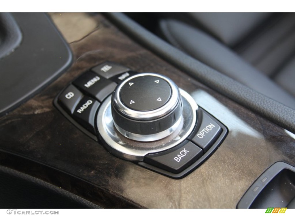2010 BMW 3 Series 328i Convertible Controls Photo #54978031