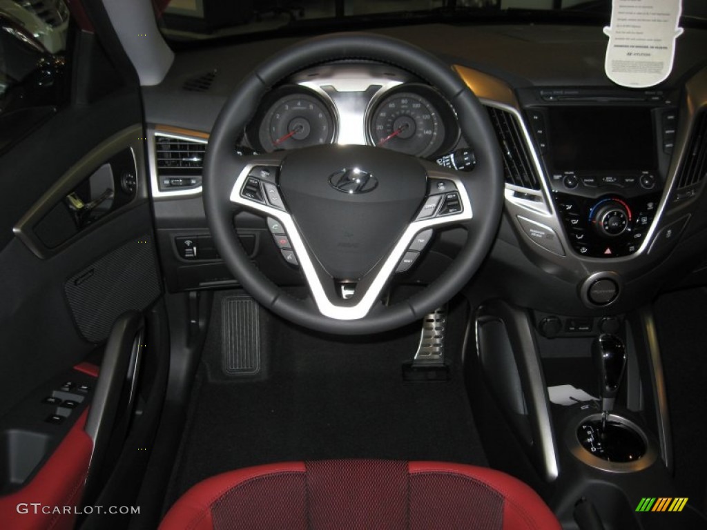 2012 Hyundai Veloster Standard Veloster Model Black/Red Dashboard Photo #54979363