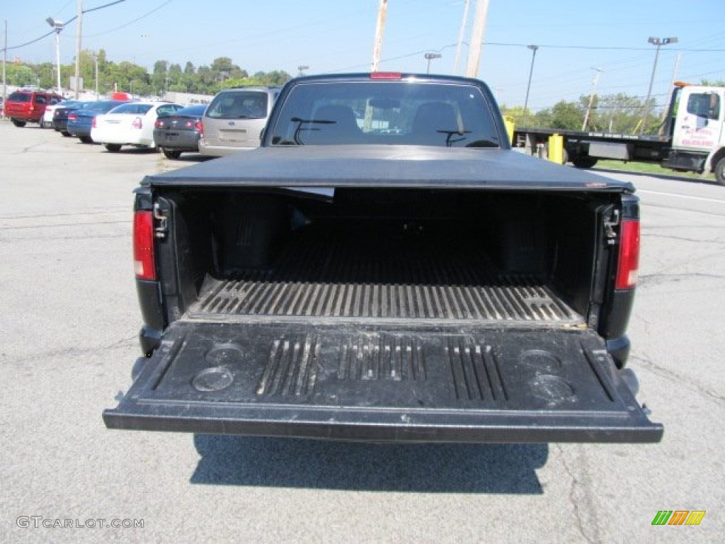 2002 Sonoma SLS Extended Cab 4x4 - Onyx Black / Graphite photo #5