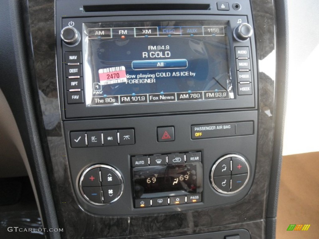 2012 GMC Acadia Denali AWD Controls Photo #54981877