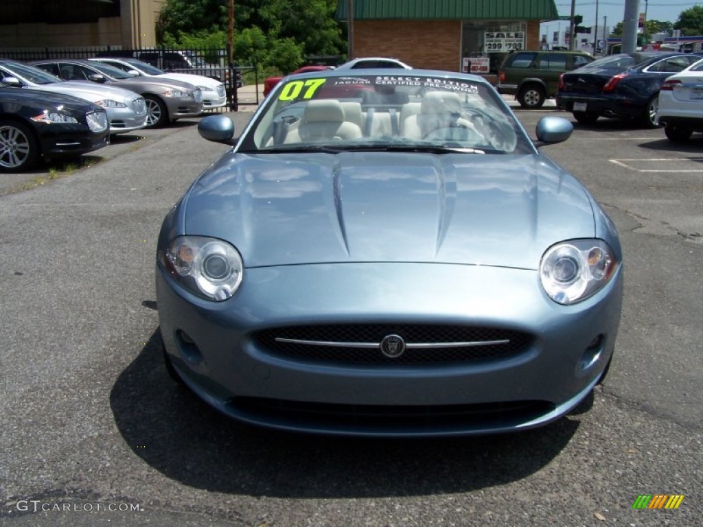 2007 XK XK8 Convertible - Frost Blue Metallic / Ivory/Slate photo #2