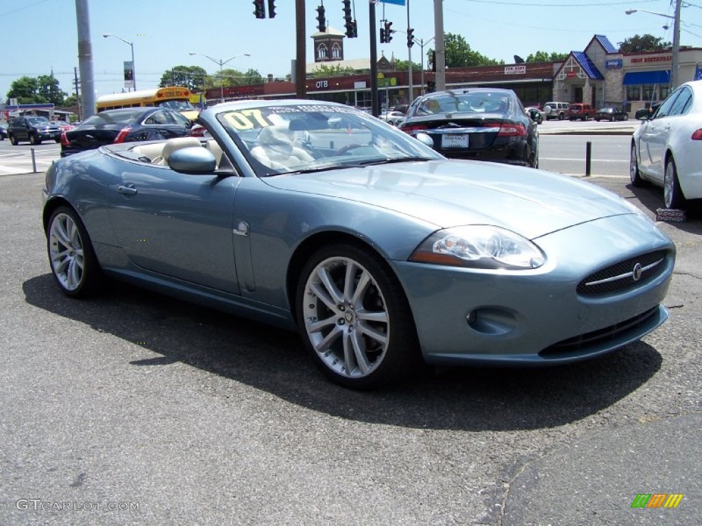 2007 XK XK8 Convertible - Frost Blue Metallic / Ivory/Slate photo #7