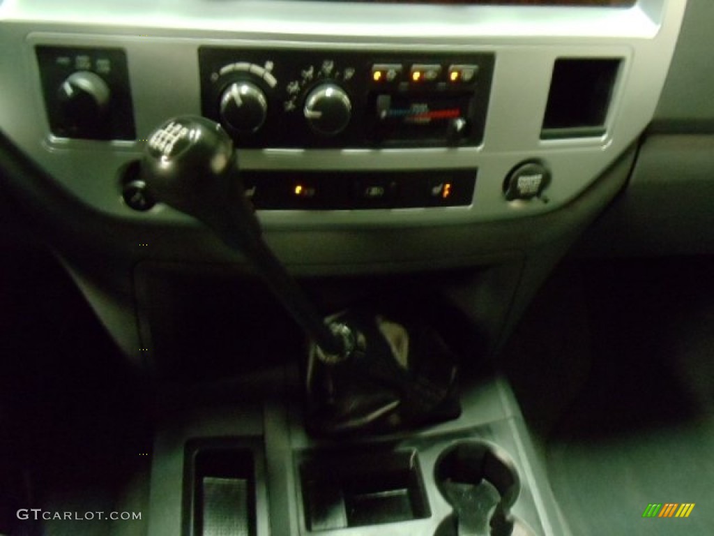 2008 Ram 3500 Laramie Quad Cab 4x4 Dually - Brilliant Black Crystal Pearl / Medium Slate Gray photo #15