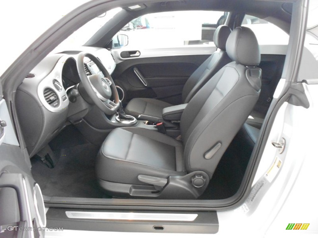 Titan Black Interior 2012 Volkswagen Beetle 2.5L Photo #54984144