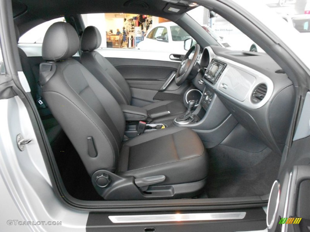 Titan Black Interior 2012 Volkswagen Beetle 2.5L Photo #54984160
