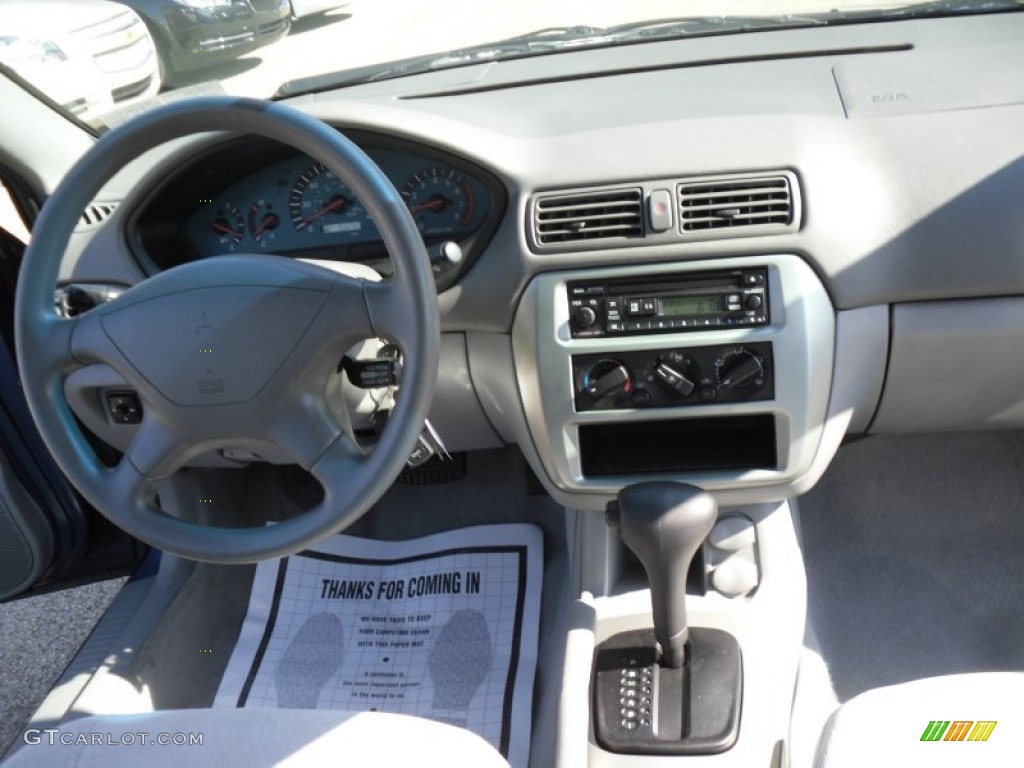 2003 Galant ES - Chrome Blue Pearl / Gray photo #9