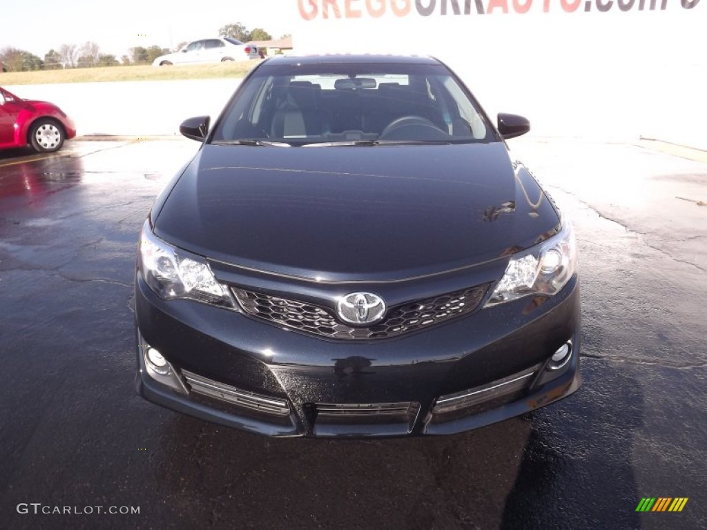 2012 Camry SE - Attitude Black Metallic / Black/Ash photo #2