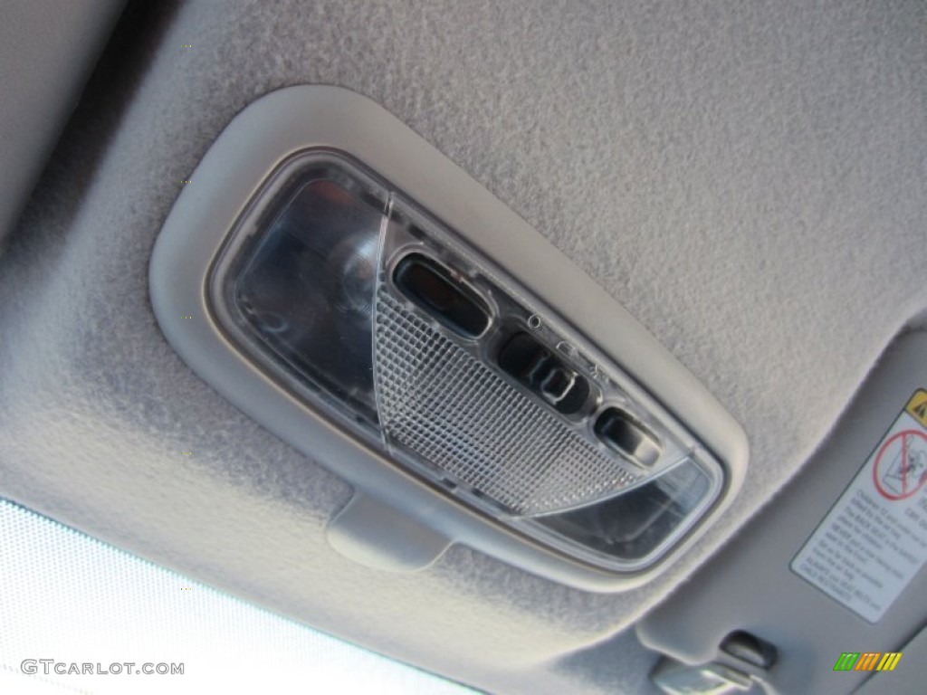 2002 Focus ZX3 Coupe - Grabber Green Metallic / Dark Charcoal photo #27