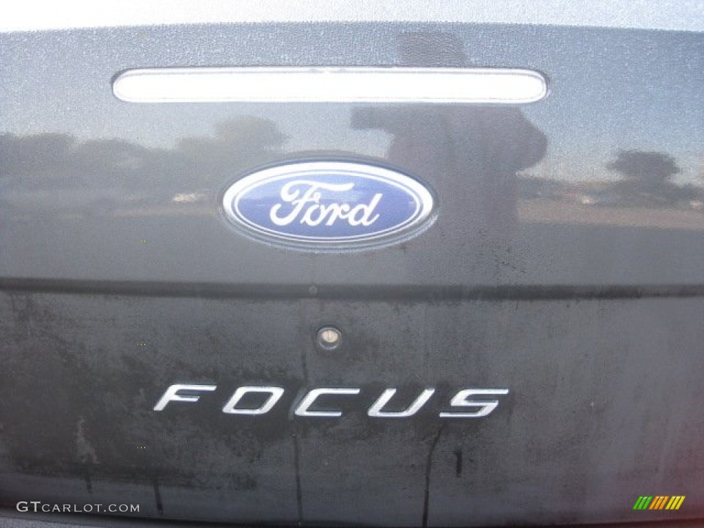 2009 Focus SEL Sedan - Ebony Black / Medium Stone photo #18