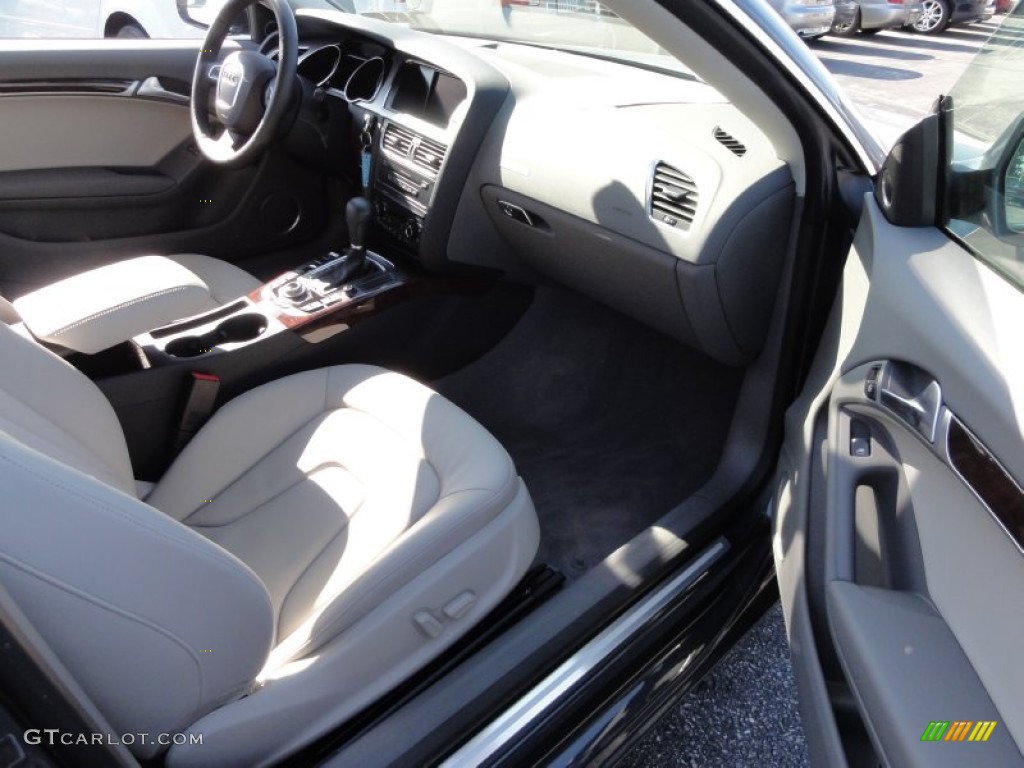 Pale Grey Interior 2009 Audi A5 3.2 quattro Coupe Photo #54992809