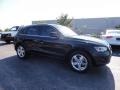 Brilliant Black - Q5 3.2 quattro Photo No. 6