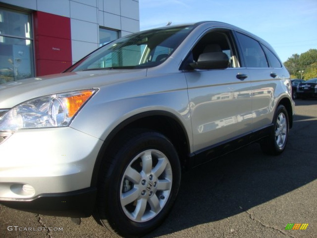 2011 CR-V SE 4WD - Alabaster Silver Metallic / Gray photo #2