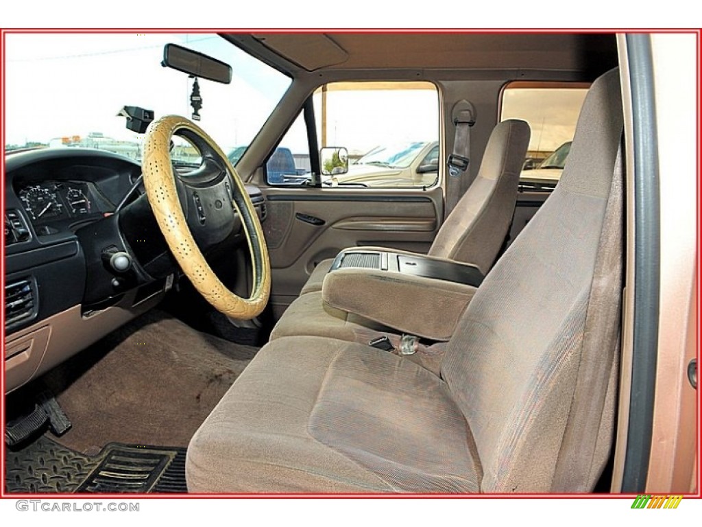 Beige Interior 1996 Ford F350 XLT Crew Cab Dually Photo #54996547