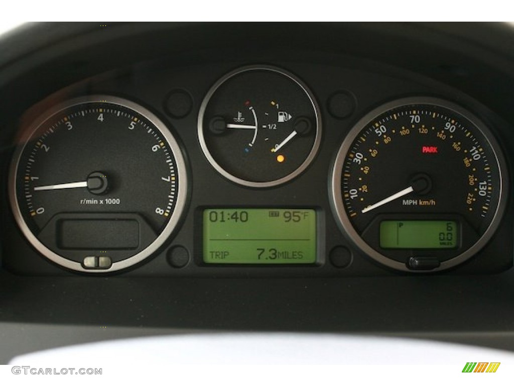 2010 Land Rover LR2 HSE Gauges Photo #54996601