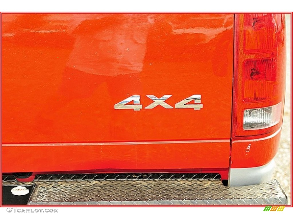 2005 Ram 2500 ST Quad Cab 4x4 - Flame Red / Dark Slate Gray photo #5