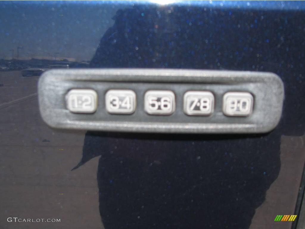 2007 F250 Super Duty Lariat Crew Cab 4x4 - True Blue Metallic / Medium Flint photo #21