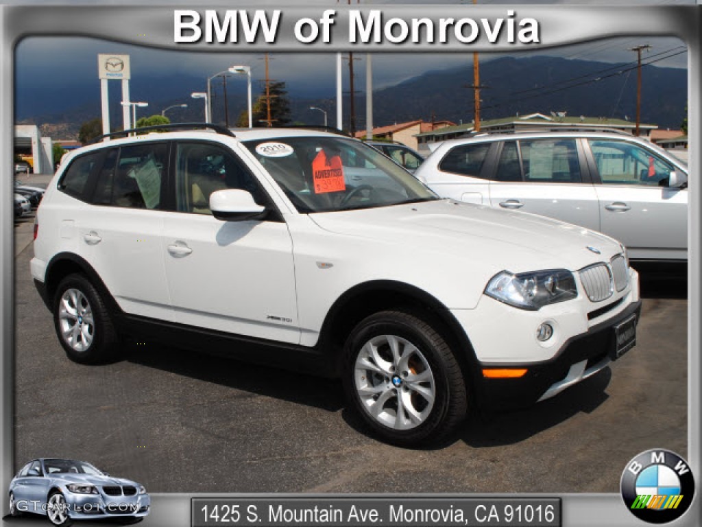 Alpine White BMW X3