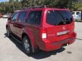 Red Brawn - Pathfinder SE 4x4 Photo No. 2