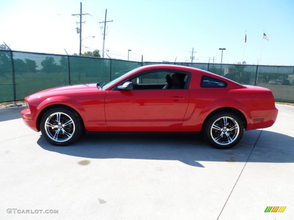 2005 Mustang V6 Premium Coupe - Torch Red / Dark Charcoal photo #6