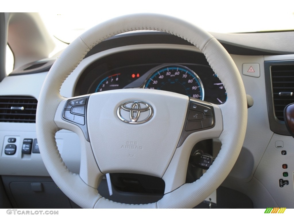 2012 Sienna XLE AWD - Silver Sky Metallic / Light Gray photo #11