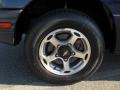 2000 Chevrolet Tracker 4WD Hard Top Wheel and Tire Photo