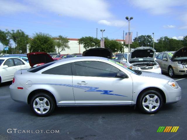 2007 Cobalt LS Coupe - Ultra Silver Metallic / Gray photo #6