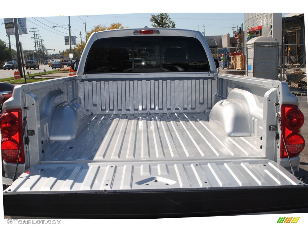 2008 Dakota SLT Extended Cab - Bright Silver Metallic / Dark Slate Gray/Medium Slate Gray photo #6