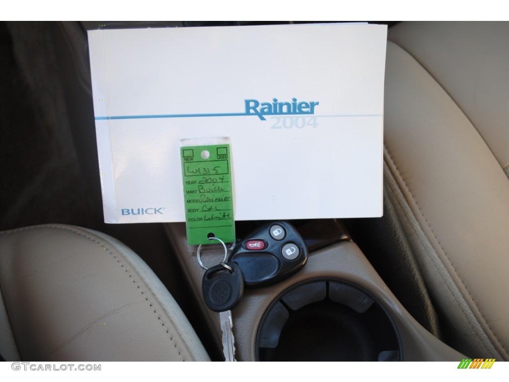 2004 Rainier CXL AWD - Olympic White / Light Cashmere photo #43