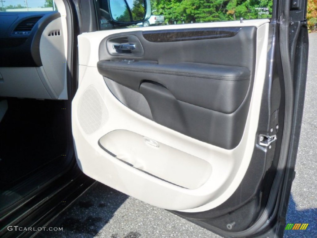 2012 Dodge Grand Caravan SE Black/Light Graystone Door Panel Photo #55009658