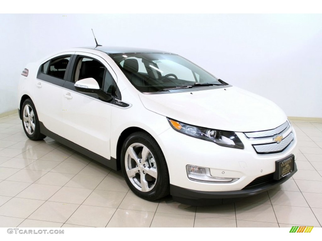 2012 Volt Hatchback - White Diamond Tricoat / Jet Black/Dark Accents photo #1