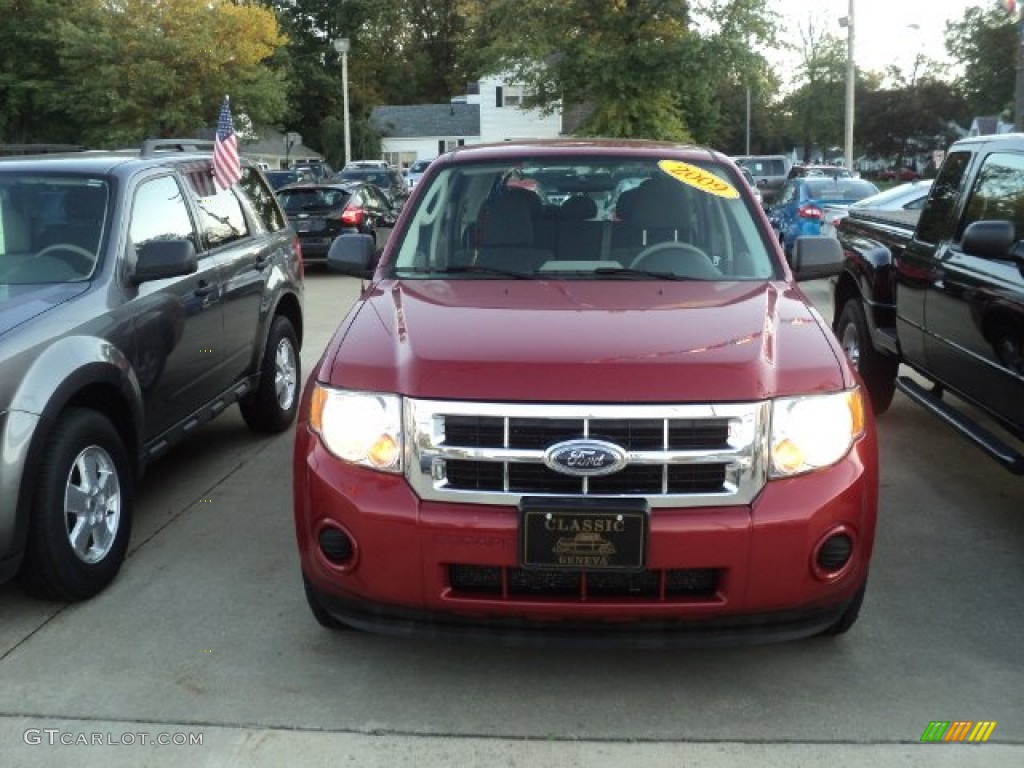 2009 Escape XLS - Sangria Red Metallic / Stone photo #2