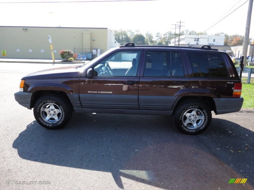 1997 Grand Cherokee Laredo 4x4 - Dark Rosewood Pearl / Agate Black photo #4