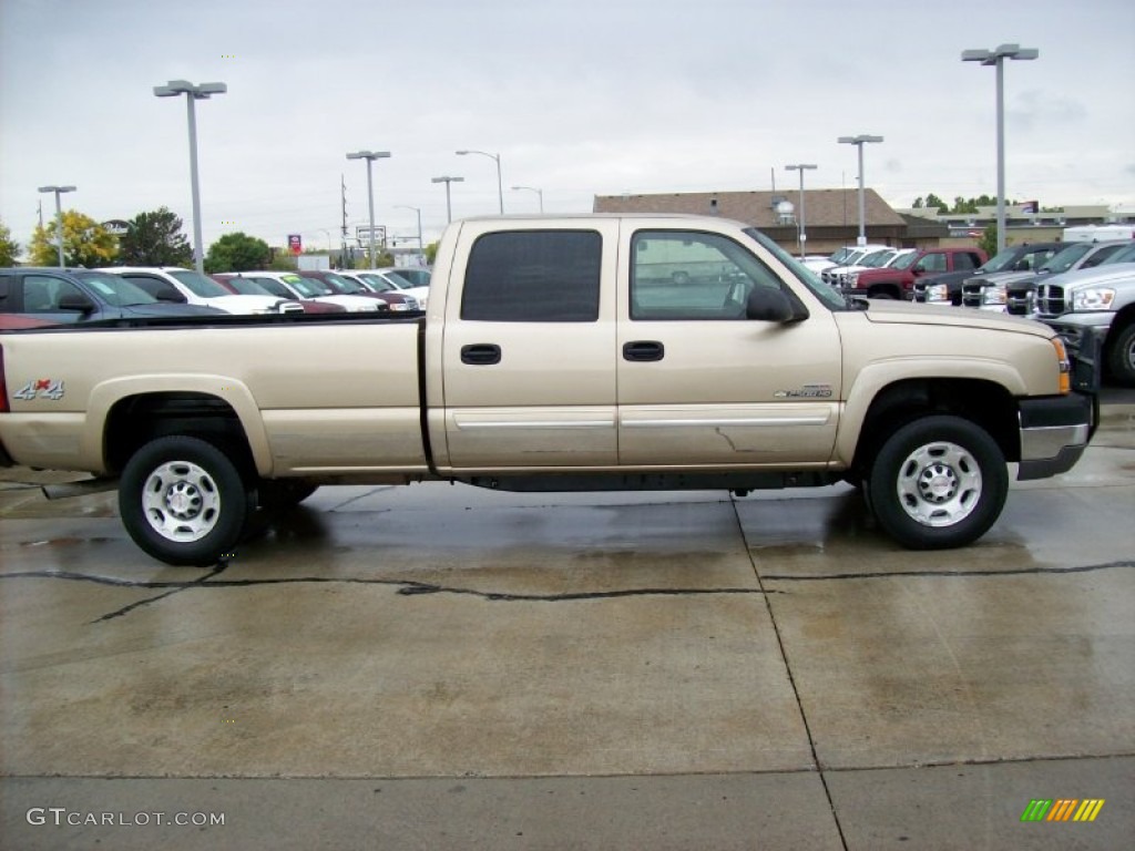 Sandstone Metallic 2004 Chevrolet Silverado 2500HD LS Crew Cab 4x4 Exterior Photo #55016546