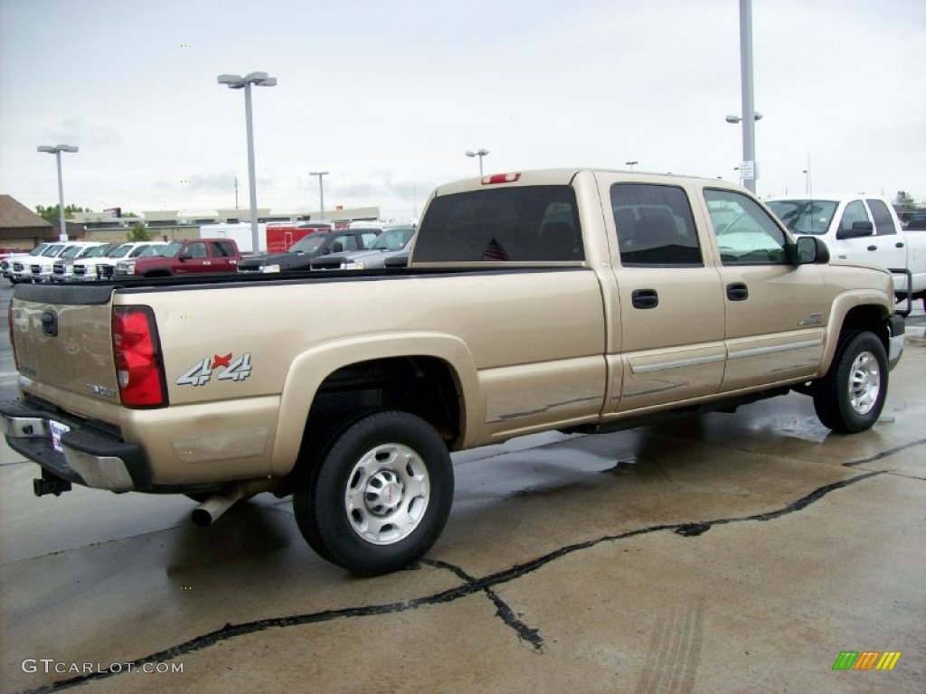 Sandstone Metallic 2004 Chevrolet Silverado 2500HD LS Crew Cab 4x4 Exterior Photo #55016552