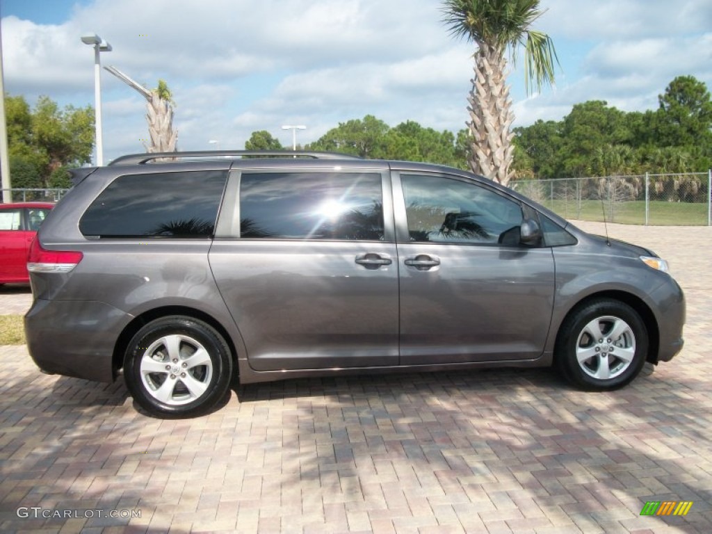 2011 Sienna LE - Predawn Gray Mica / Light Gray photo #1