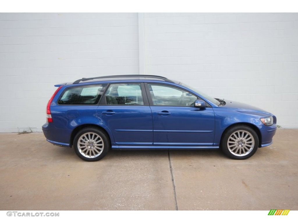 2007 Volvo V50 T5 AWD Exterior Photos