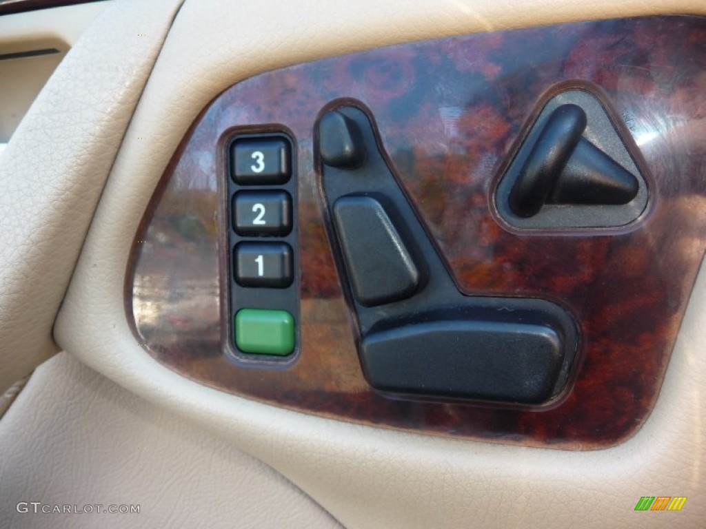 2001 Mercedes-Benz E 320 4Matic Wagon Controls Photo #55024182