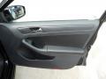 Black - Jetta SE Sedan Photo No. 12