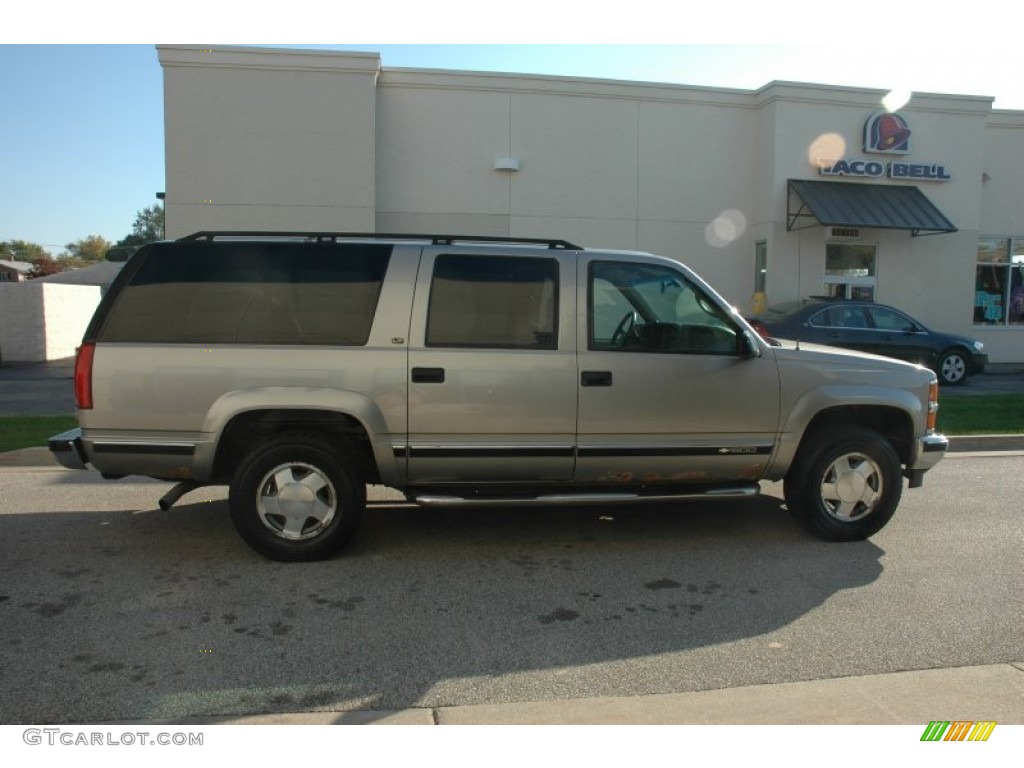 1999 Suburban K1500 LS 4x4 - Sunset Gold Metallic / Neutral photo #13