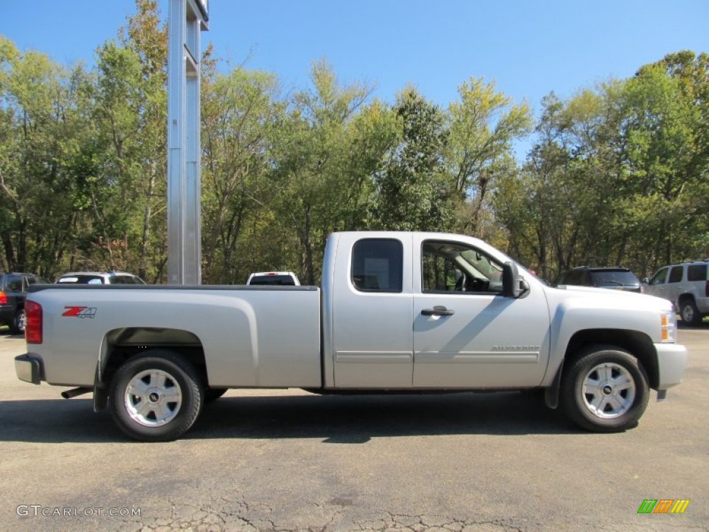 Sheer Silver Metallic 2011 Chevrolet Silverado 1500 LT Extended Cab 4x4 Exterior Photo #55035720