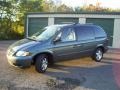 Magnesium Green Pearl - Caravan SXT Photo No. 1