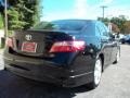 Black - Camry SE Photo No. 9