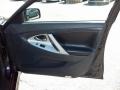 Black - Camry SE Photo No. 19