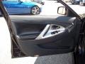 Black - Camry SE Photo No. 21