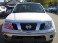 2009 Avalanche White Nissan Frontier SE King Cab  photo #14