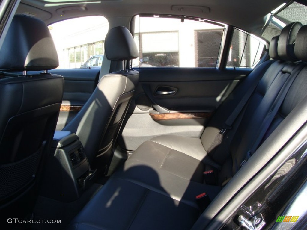 2006 3 Series 330xi Sedan - Jet Black / Black photo #7