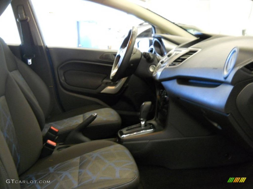 Charcoal Black/Blue Cloth Interior 2011 Ford Fiesta SEL Sedan Photo #55043787