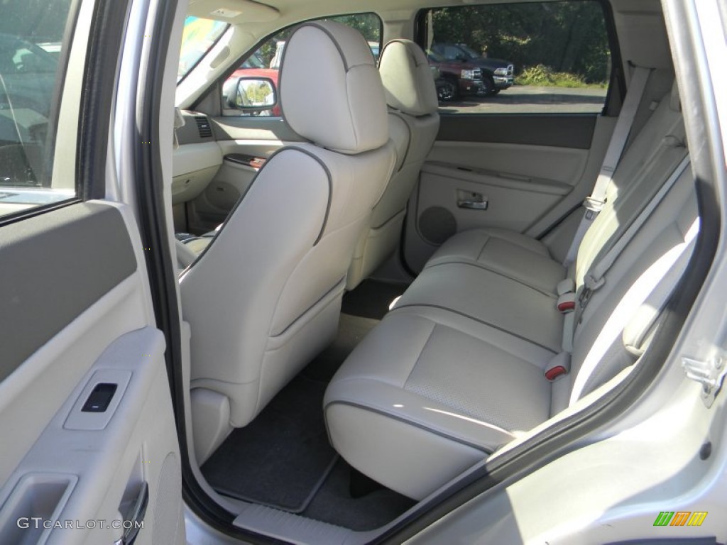 Light Graystone Royale Leather Interior 2009 Jeep Grand Cherokee Overland 4x4 Photo #55044750
