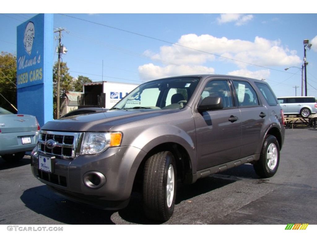 2009 Escape XLS - Sterling Grey Metallic / Charcoal photo #34